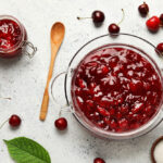 Îmbutelierea dulceții de cireșe