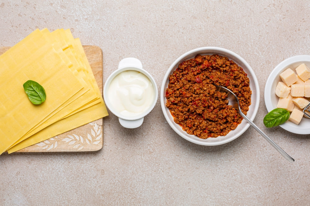 Ingrediente pentru lasagna clasică 