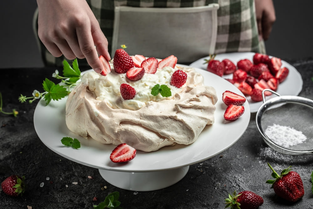 prajitura Pavlova spectaculoasa si delicioasa