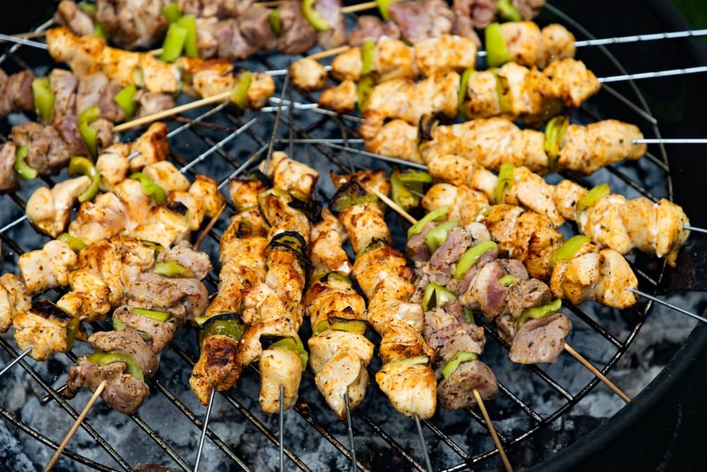 Prepararea souvlaki de pui
