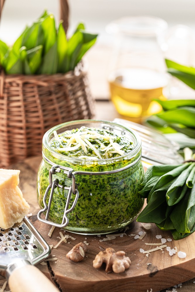 sos pesto si alte ingrediente
