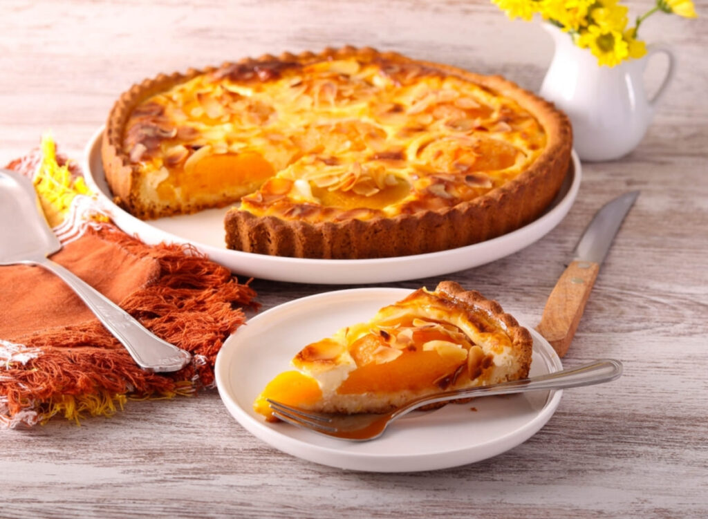 tarta frageda cu piersici proaspete
